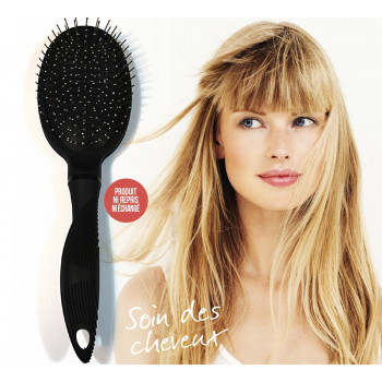 Brosse magnétique cheveux fins cassants fragiles et pellicules